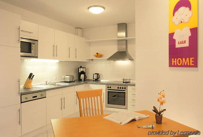 Hsh Hotel Apartments Mitte Berlin Oda fotoğraf